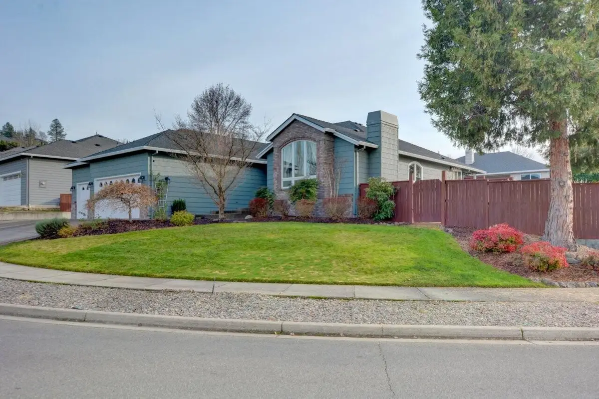 3340 Henderson Way, Medford, OR 97504 - #1