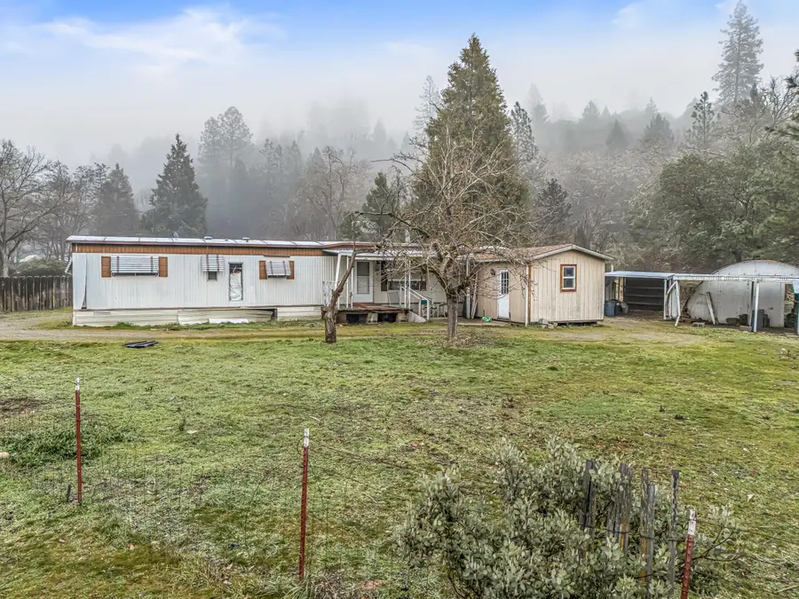 1833 Pleasant Valley Road, Merlin, OR 97532 - #2