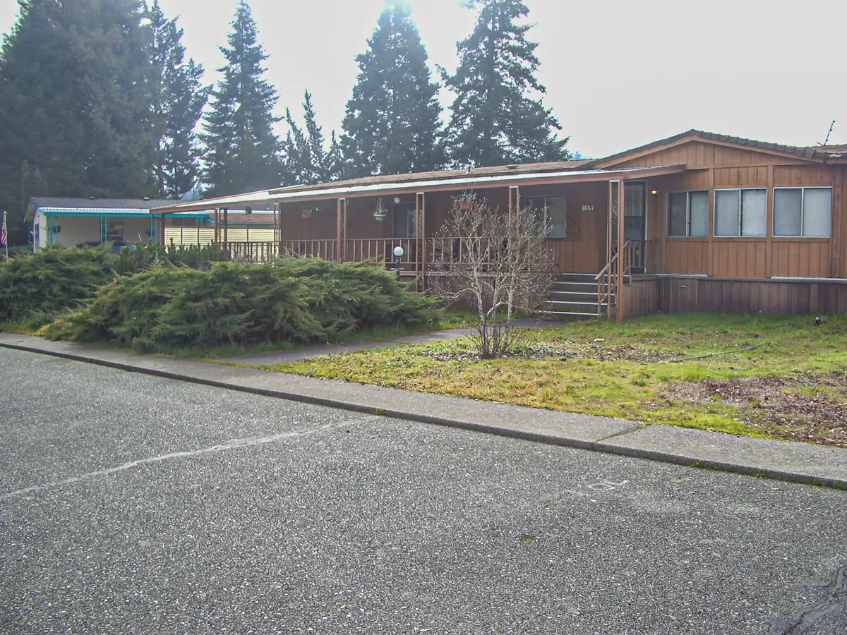 1061 Lee Roze Lane, Grants Pass, OR 97527 - #1
