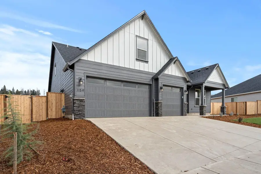 1159 Pumpkin Ridge Drive #323, Eagle Point, OR 97524 - #3
