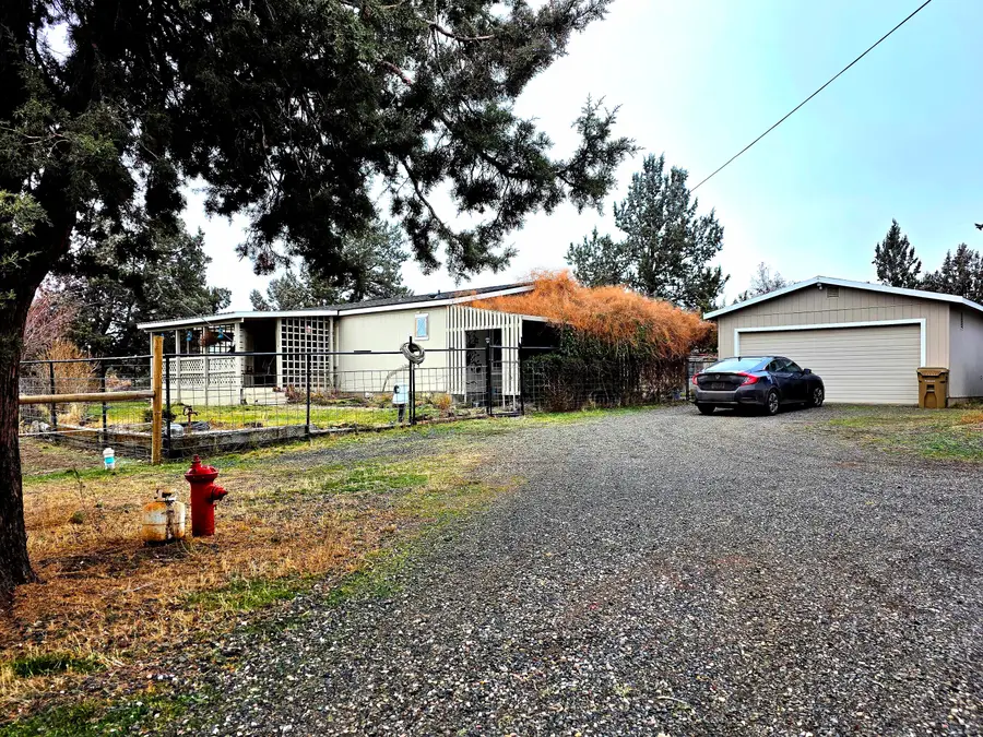 12916 SW Wheat Grass Road, Terrebonne, OR 97760 - #2