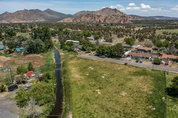 15th Street #A, Terrebonne, OR 97760