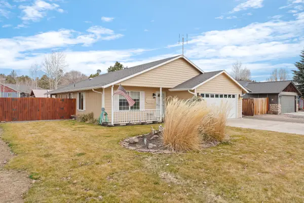2649 NE Sugarpine Road, Prineville, OR 97754