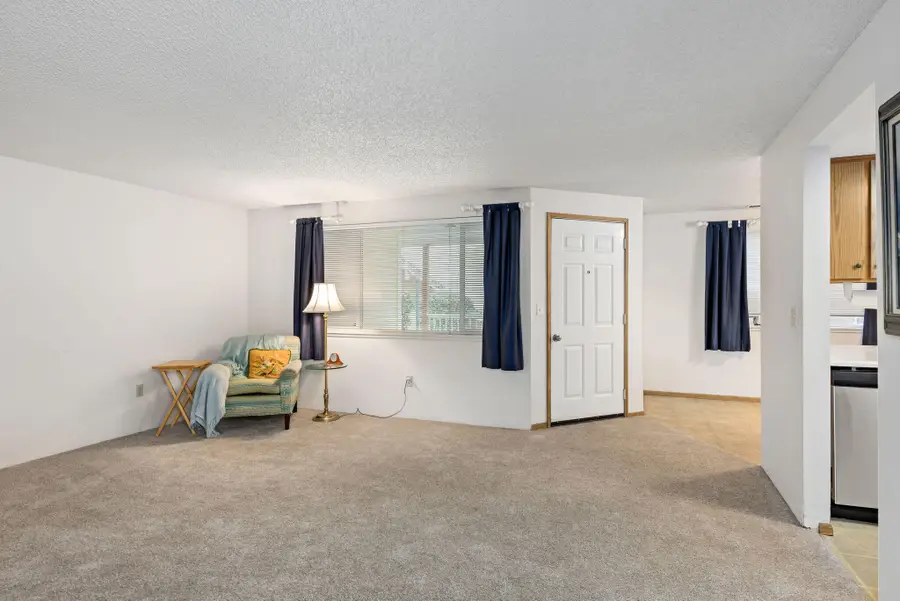 2101 Poplar Drive #36, Medford, OR 97504 - #3