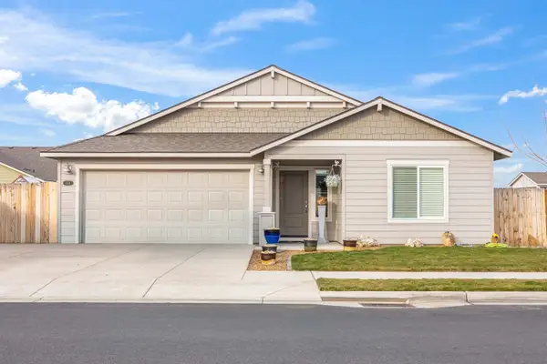 224 NW Monte Vista Avenue, Madras, OR 97741
