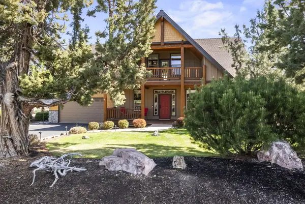 10175 Juniper Glen Circle, Redmond, OR 97756