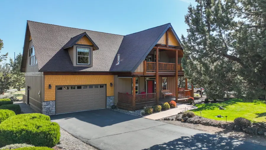 10175 Juniper Glen Circle, Redmond, OR 97756 - #2