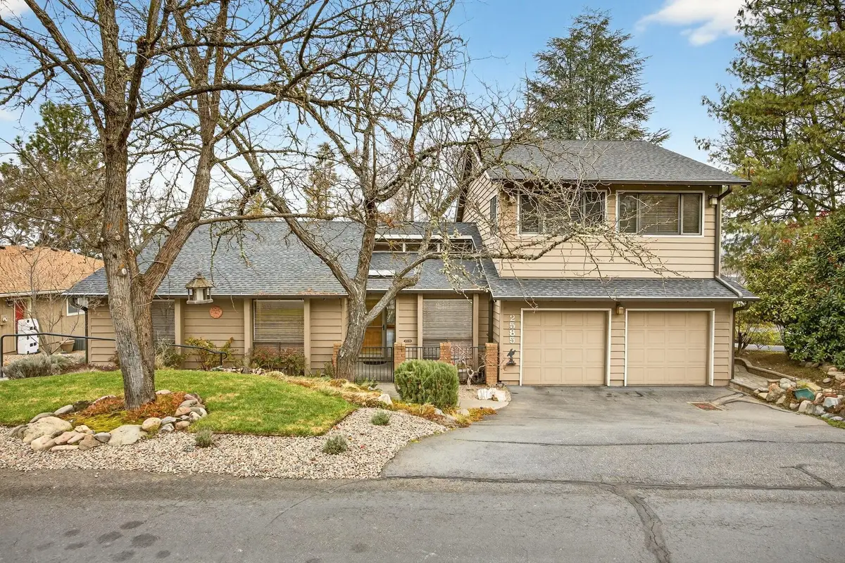 2585 Freedom Way, Medford, OR 97504 - #1