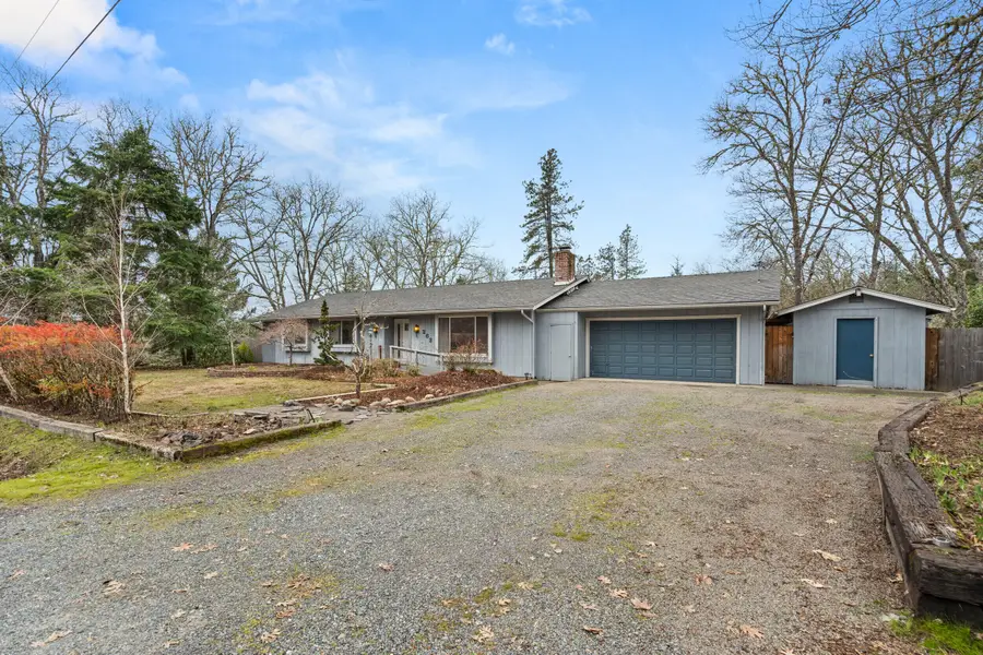 262 Lathrop Lane, Grants Pass, OR 97526 - #2