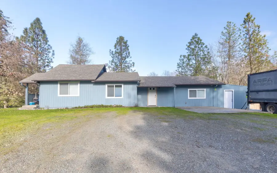 5001 Azalea Drive, Grants Pass, OR 97526 - #2