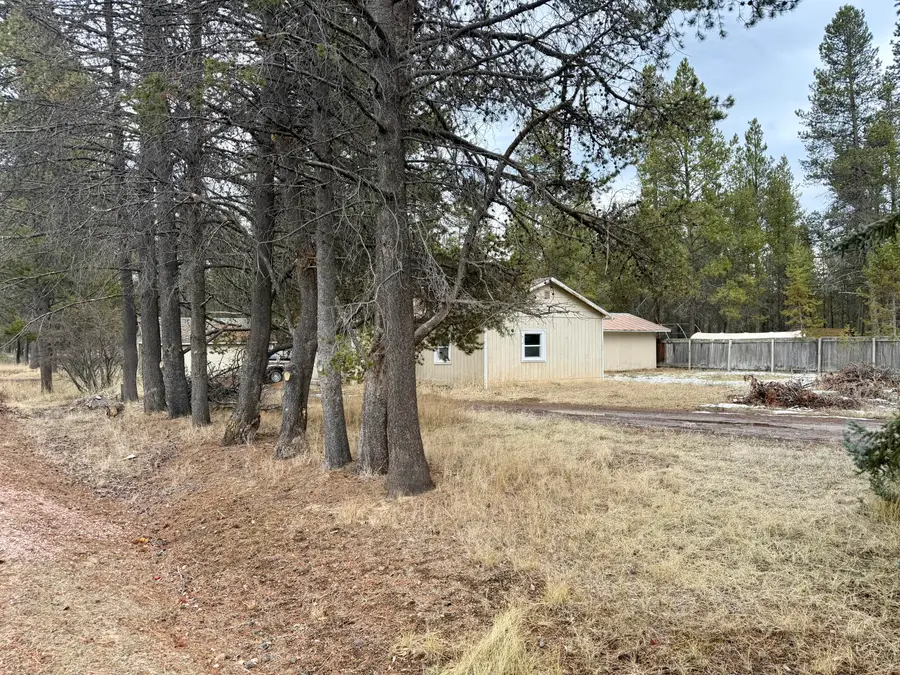 16511 Wm Foss Road, La Pine, OR 97739 - #3