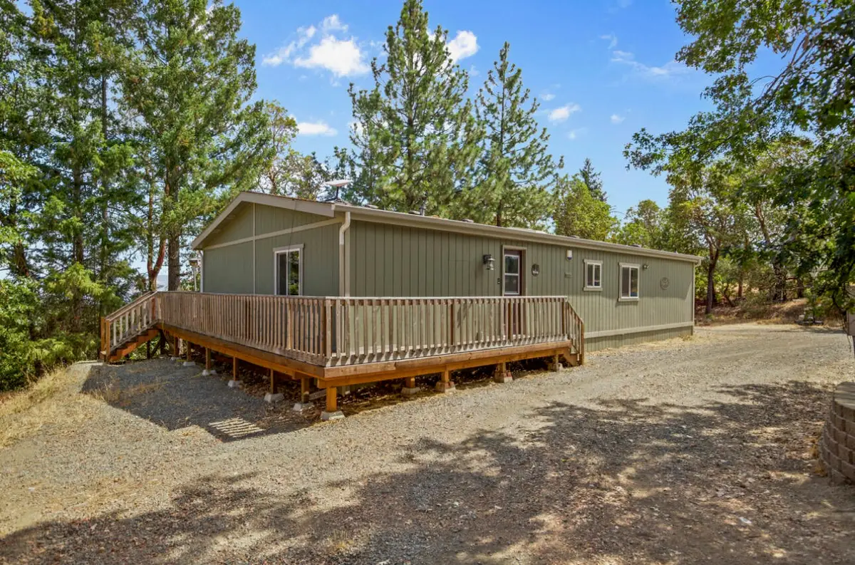 300 Arrowhead Pass, Jacksonville, OR 97530 - #1