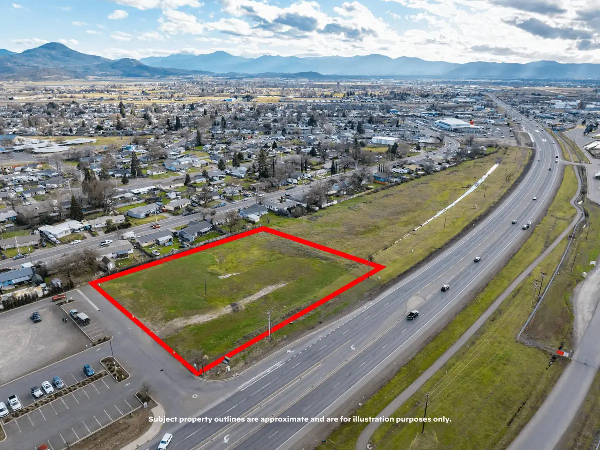 8074 Crater Lake Highway, White City, OR 97503 - #1