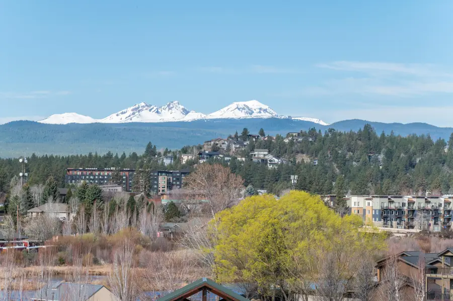 291 SW Bluff Drive #UNIT 320, Bend, OR 97702 - #3