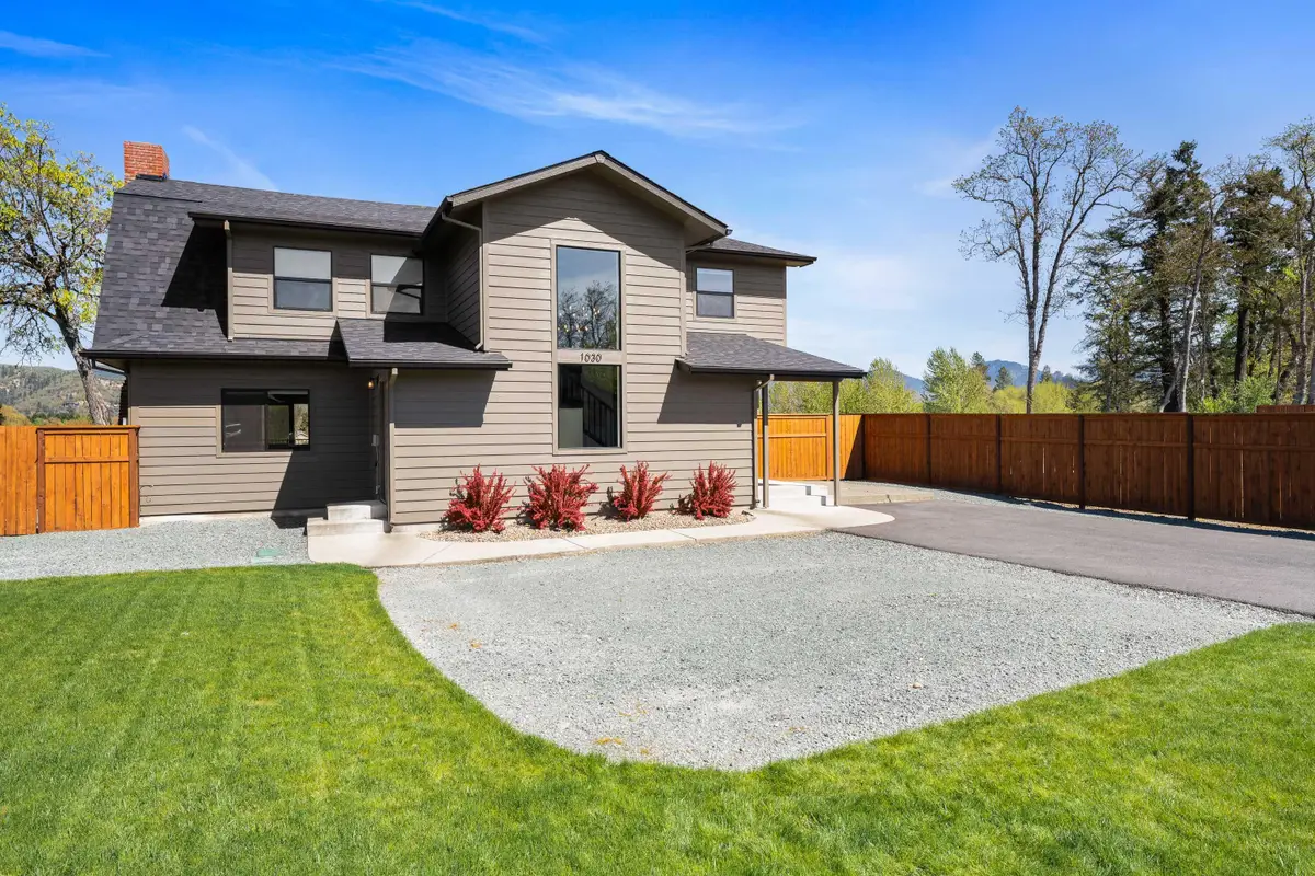 1030 SW River Mist Lane, Grants Pass, OR 97527 - #1
