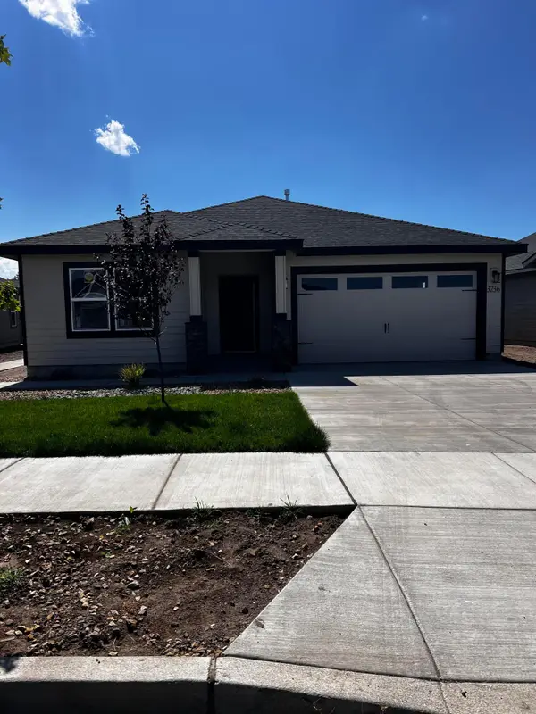3236 NW Dogwood Avenue #Lot 27, Redmond, OR 97756