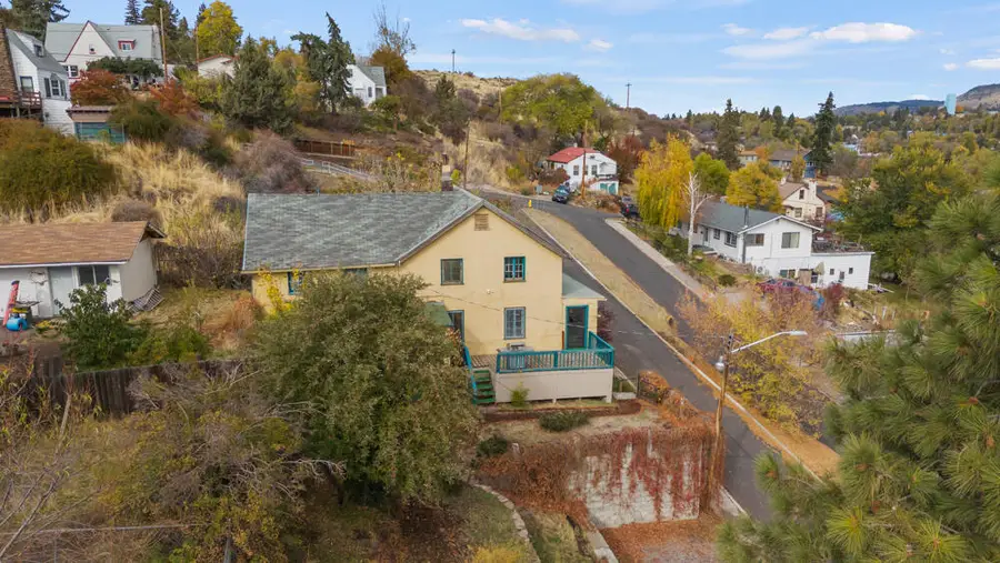 510 N 7th Street, Klamath Falls, OR 97601 - #3