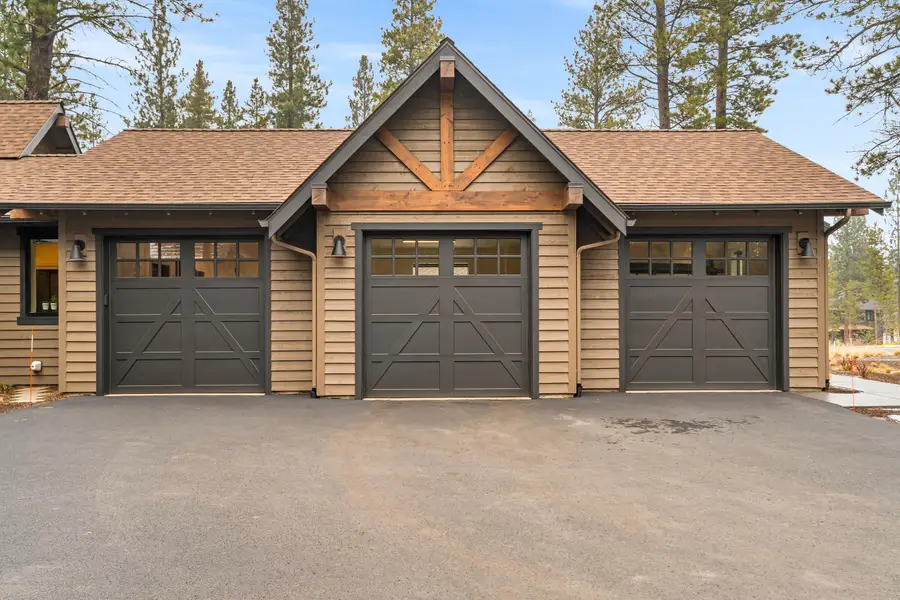 56282 Elk Run Drive #404, Bend, OR 97707 - #3