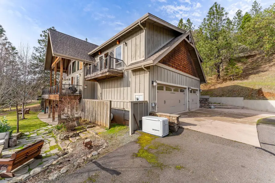 252 Frontier Lane, Grants Pass, OR 97526 - #2