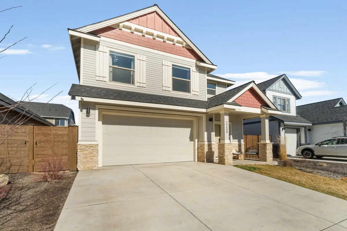 20608 Rolen Avenue, Bend, OR 97702 - #1