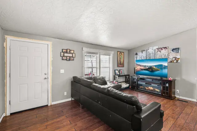 1570 S Peach Street #SPC 26, Medford, OR 97501 - #3
