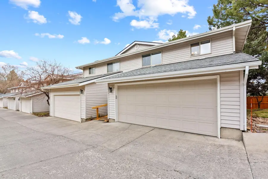 1801 NE Purcell Boulevard #APT 20, Bend, OR 97701 - #2