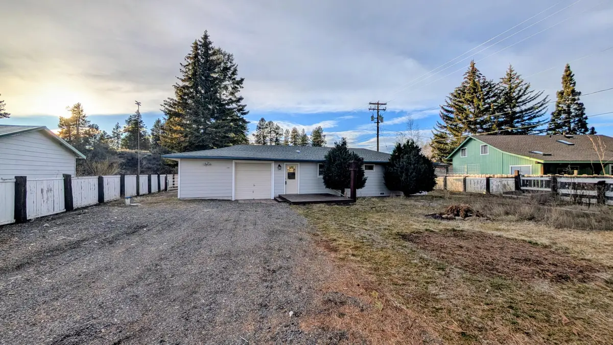 32550 Rivers Drive, Chiloquin, OR 97624 - #1