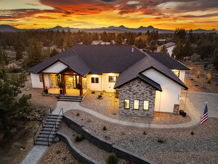 62825 Montara Drive, Bend, OR 97701 - #2