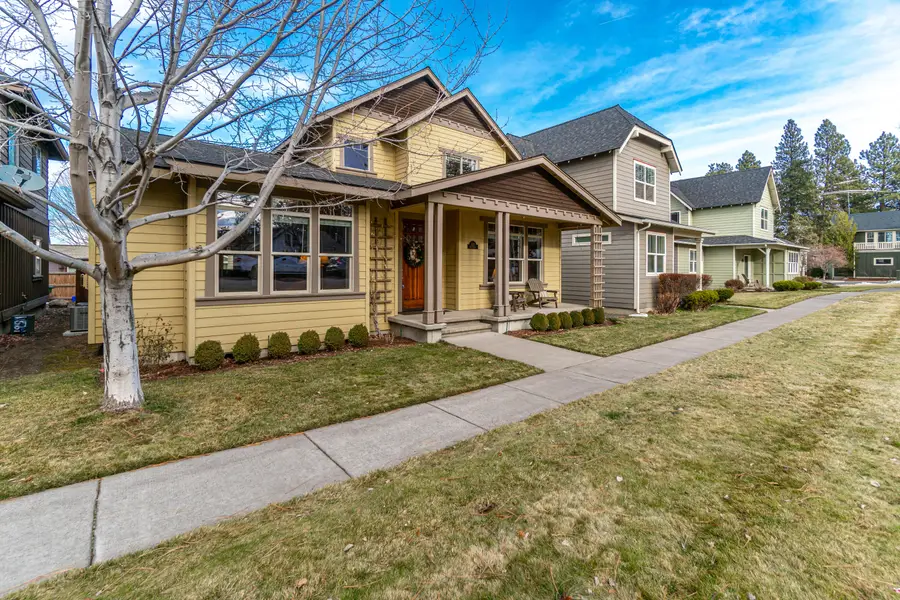 832 NE Revere Avenue, Bend, OR 97701 - #2