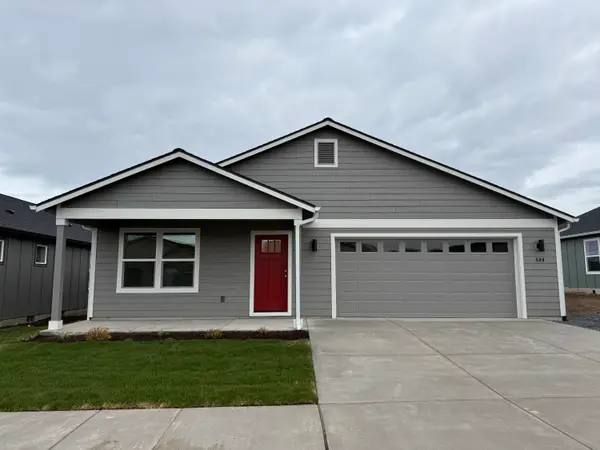 588 NE Mitchell Street #170, Madras, OR 97741