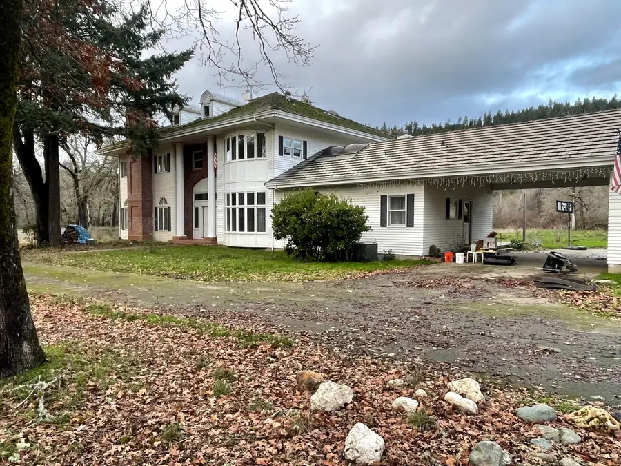 800 Sunny Glen Way, Wolf Creek, OR 97497 - #3