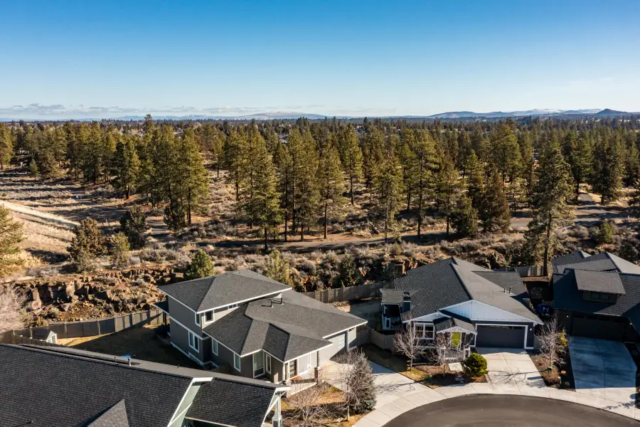 61089 SE Echo Lake Court, Bend, OR 97702 - #3