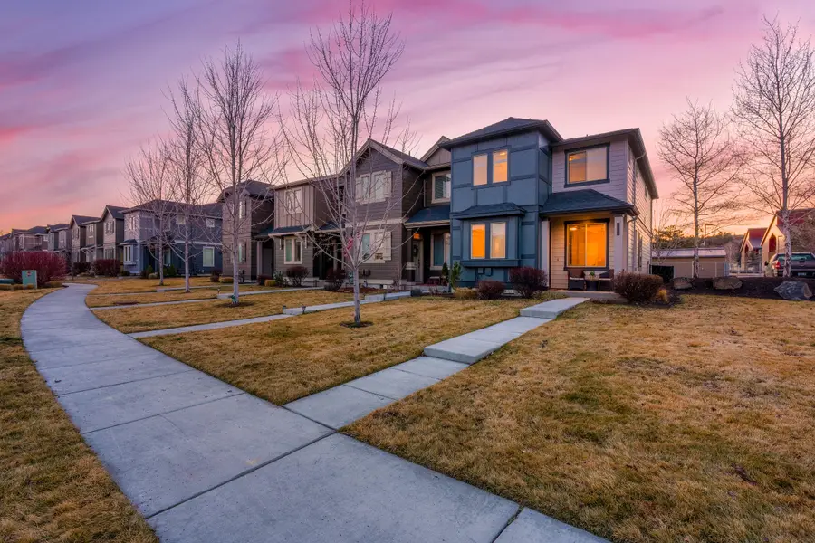 3365 SW 28th Street, Redmond, OR 97756 - #2