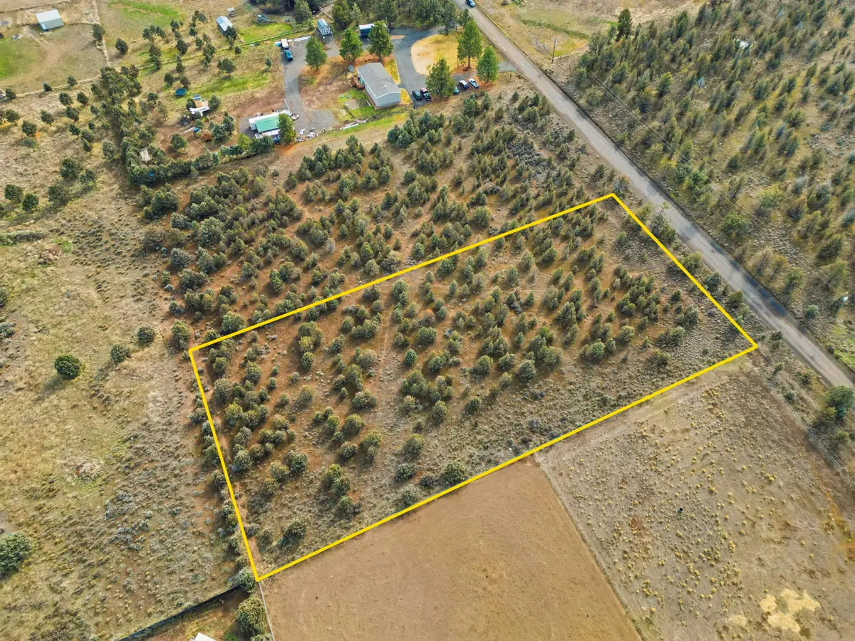1700 SE Winchester Loop, Prineville, OR 97754 - #1
