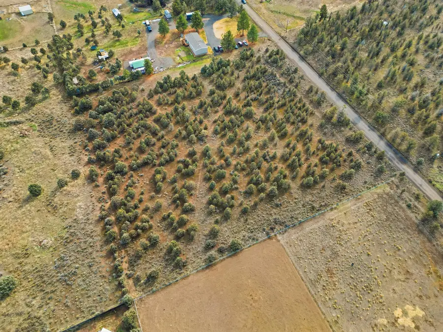 1700 SE Winchester Loop, Prineville, OR 97754 - #2