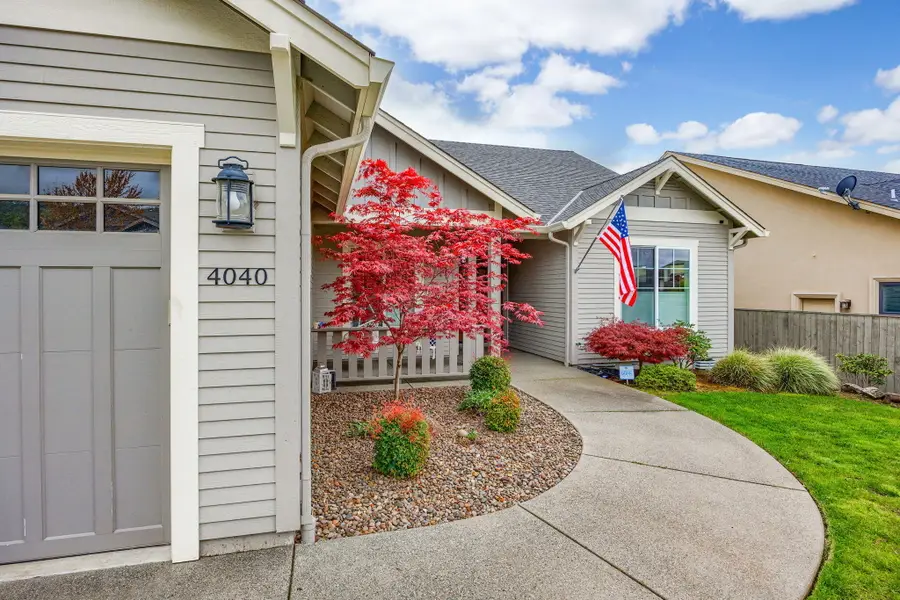 4040 Crystal Springs Drive, Medford, OR 97504 - #2