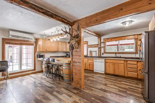 52531 Lost Ponderosa Road, La Pine, OR 97739
