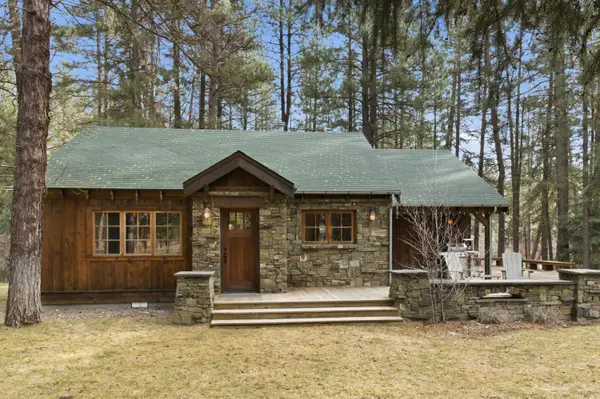 13375 SW Forest Service Road #Cabin 20 - U2, Camp Sherman, OR 97730