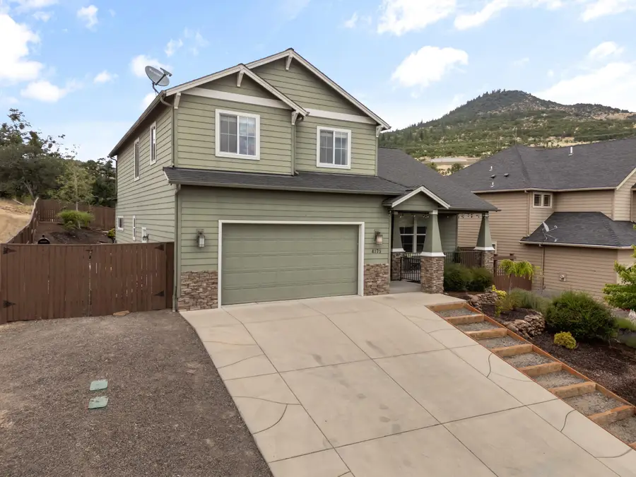 4375 Vista Pointe Drive, Medford, OR 97504 - #2