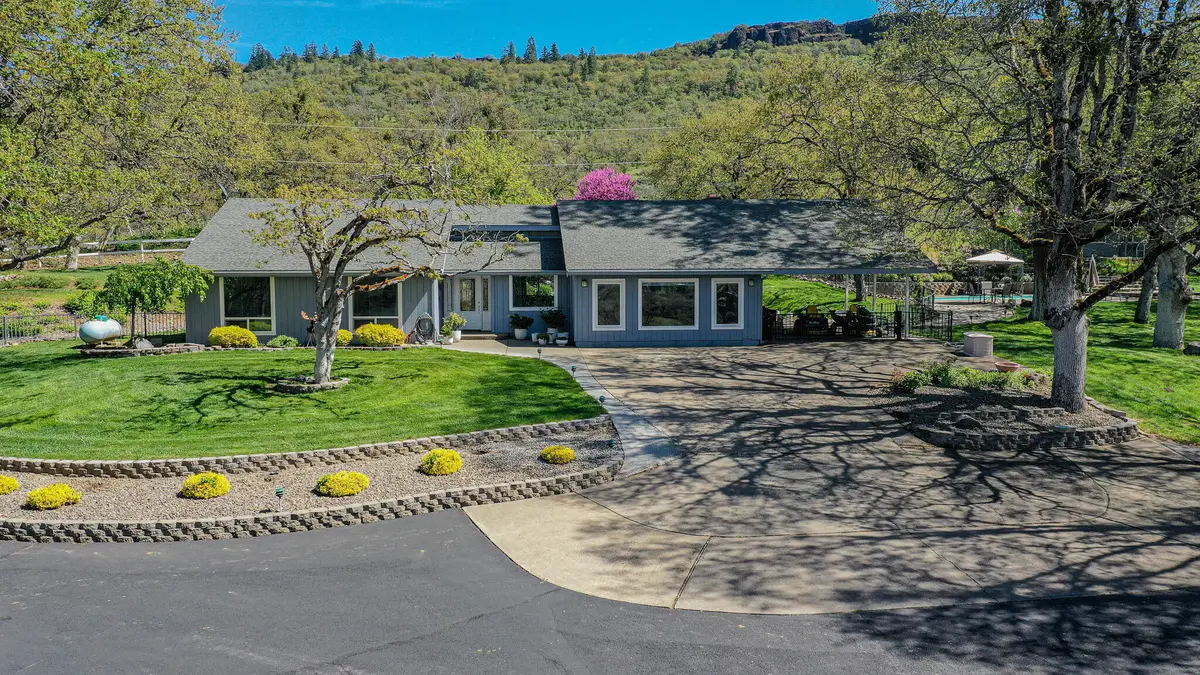 13290 Table Rock Road, Central Point, OR 97502 - #1