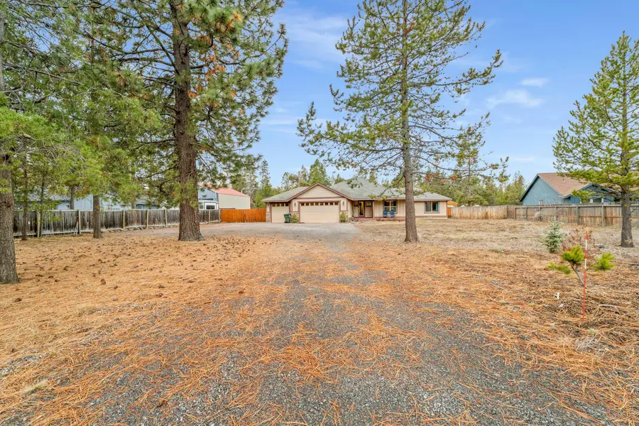 55387 Gross Drive, Bend, OR 97707 - #2