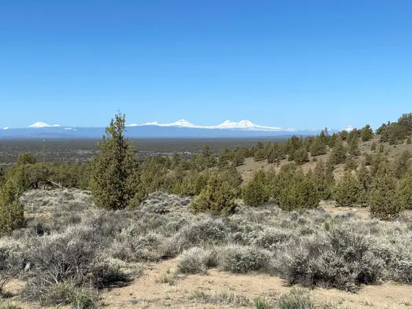 SW Pinnacle Court #Homesite 700, Powell Butte, OR 97753