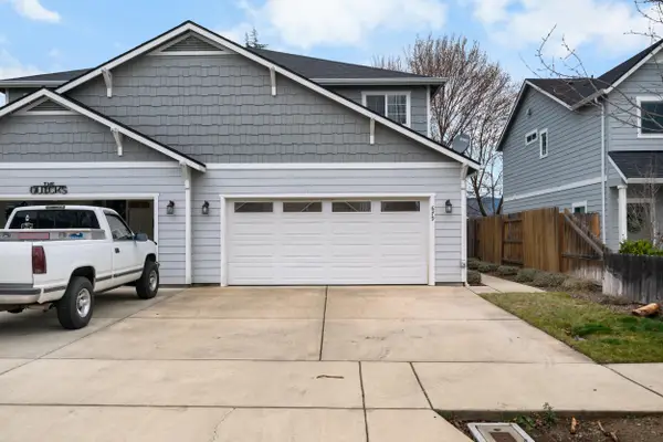 679 Kaitlin Lane, Medford, OR 97501