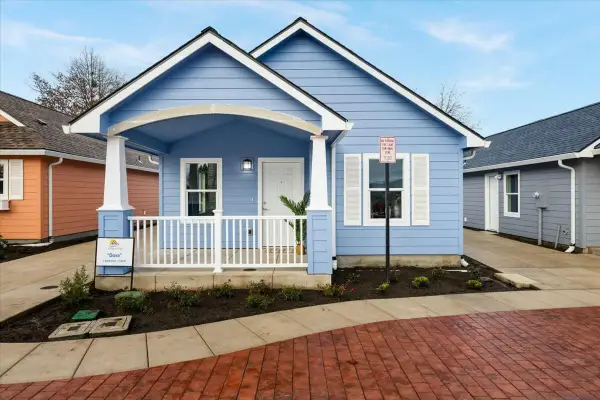 197 New Spirit Way #Lot 23, Medford, OR 97501