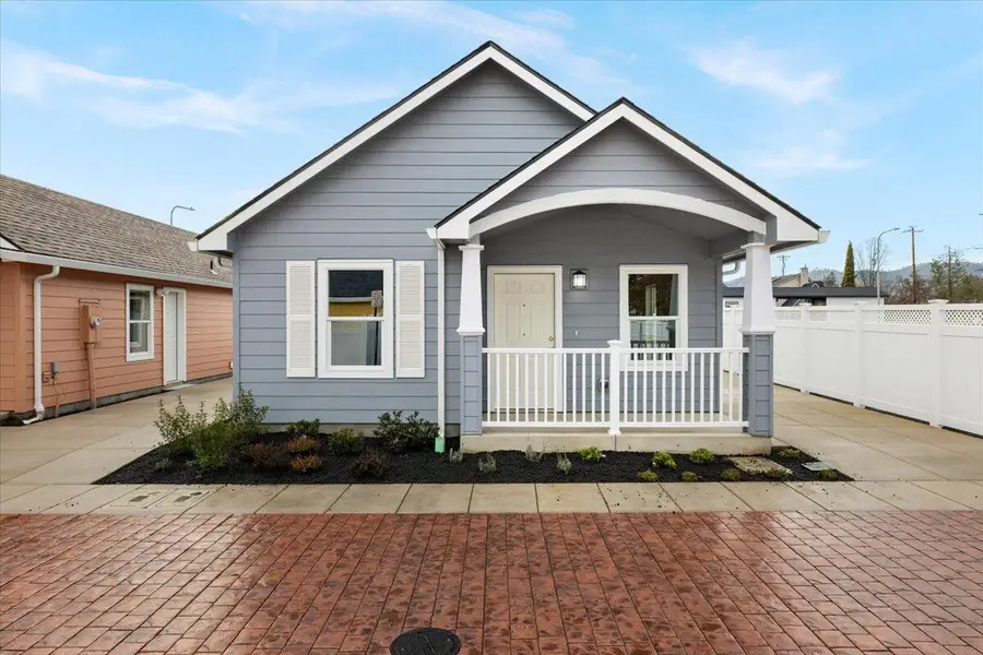 198 New Spirit Way #Lot 28, Medford, OR 97501 - #2