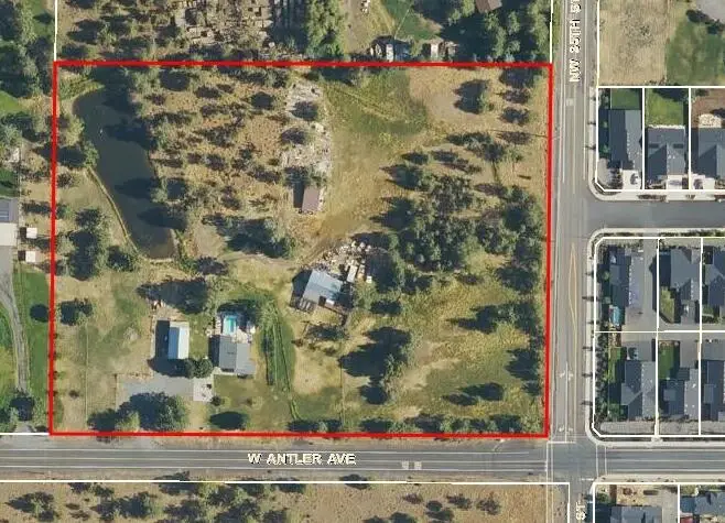 3625 W Antler Avenue, Redmond, OR 97756 - #1