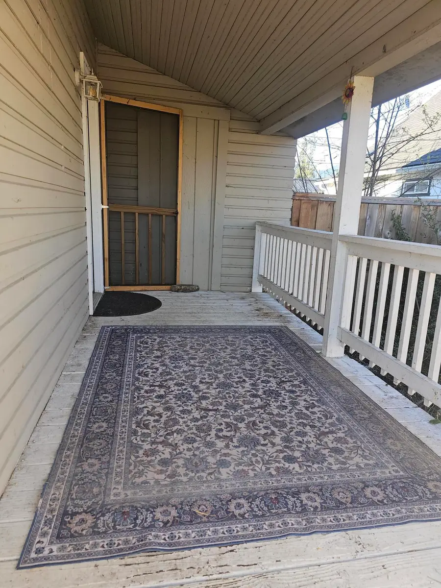 704 SW K Street, Grants Pass, OR 97526 - #2