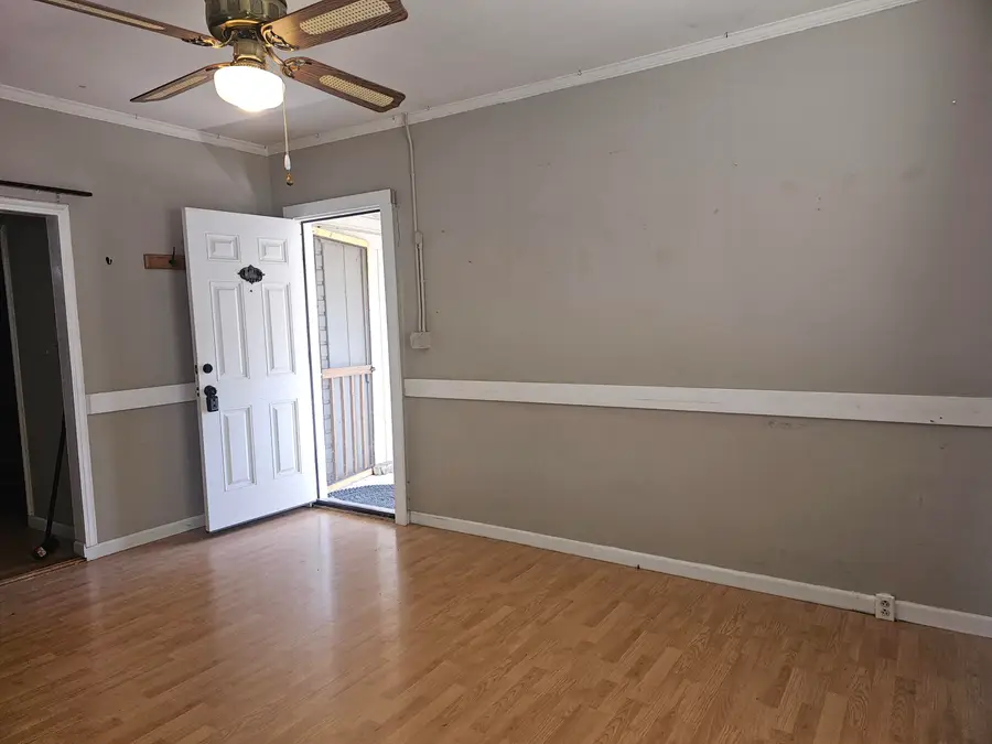 704 SW K Street, Grants Pass, OR 97526 - #3