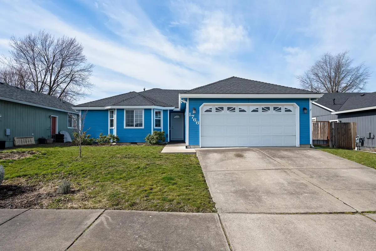 1766 S Holly Street, Medford, OR 97501 - #1