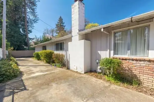 401 SW J Street, Grants Pass, OR 97526 - #2
